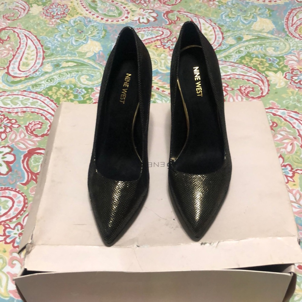 Kitten heels